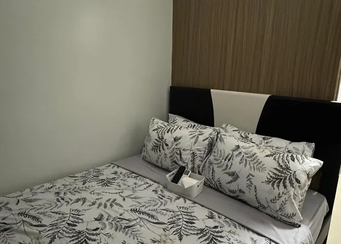 Moa Staycation Located In Shore1 And 2 Residences Pasay Aparthotel 3*