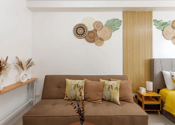Moa Staycation Located In Shore1 And 2 Residences Pasay Aparthotel Manila