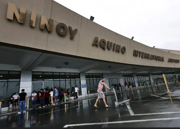 Aparthotel Moa Staycation Located In Shore1 And 2 Residences Pasay Manila