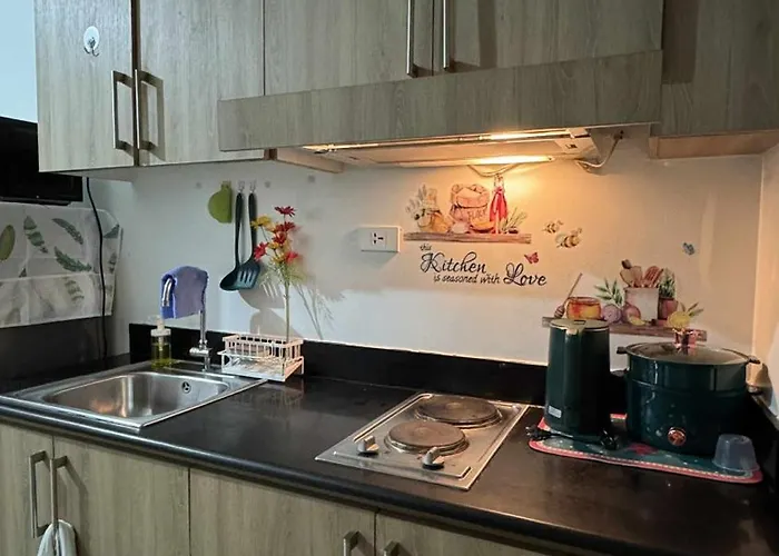 Aparthotel Moa Staycation Located In Shore1 And 2 Residences Pasay