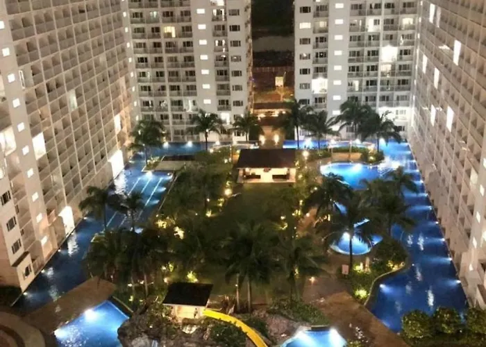 Moa Staycation Located In Shore1 And 2 Residences Pasay 3* Manila