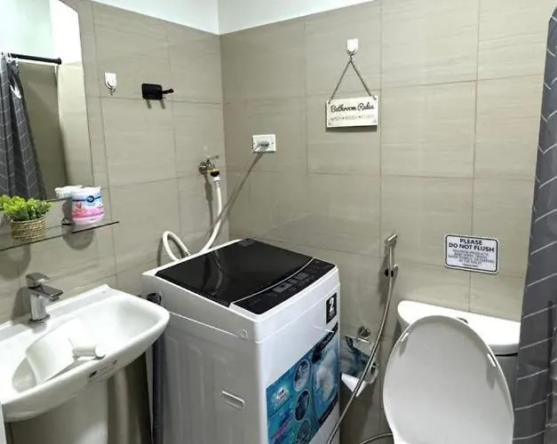 Moa Staycation Located In Shore1 And 2 Residences Pasay Aparthotel Manila